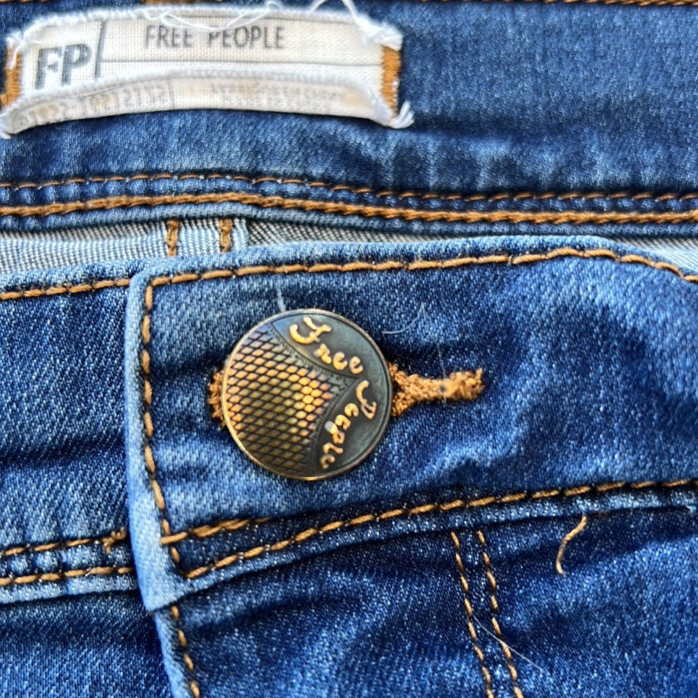Free People Jeans - Picture 3 of 12
